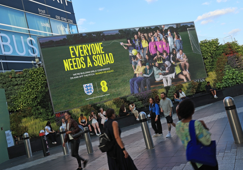 Ocean Outdoor broadcasts highlights of Women’s Euros in 11 UK cities