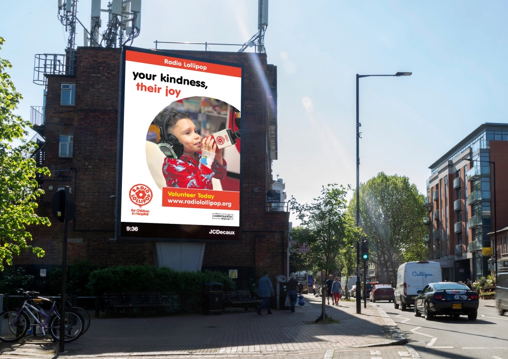 Radio Lollipop invites the nation to share joy with children in hospital with support from JCDecaux Community Channel