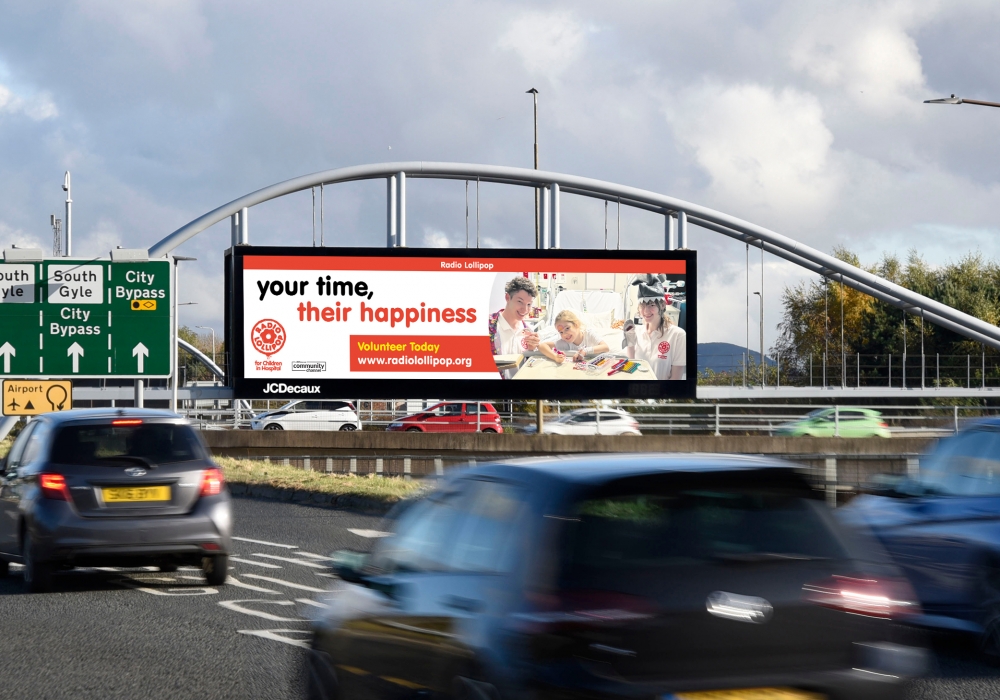 Radio Lollipop invites the nation to share joy with children in hospital with support from JCDecaux Community Channel