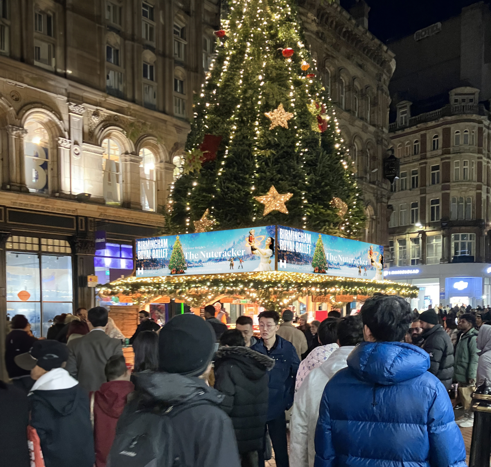 New Contract Marks a Decade of Exclusive Advertising at Birmingham’s Frankfurt Christmas Market for Elonex|