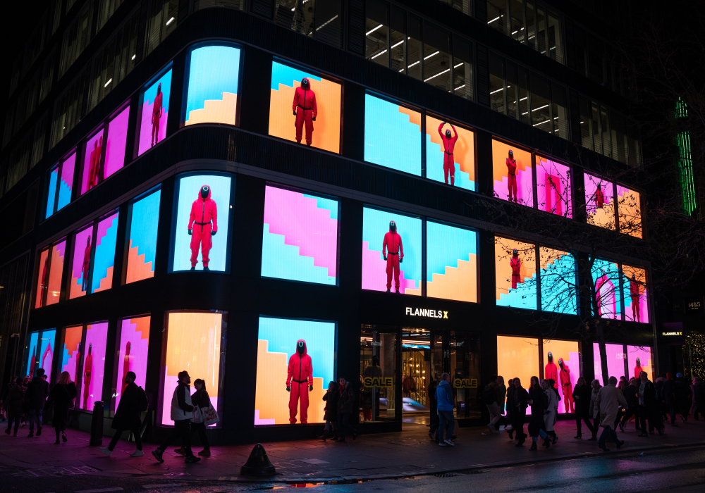 Multiply Media Group acquires 100% of London Lites, accelerating UK expansion 