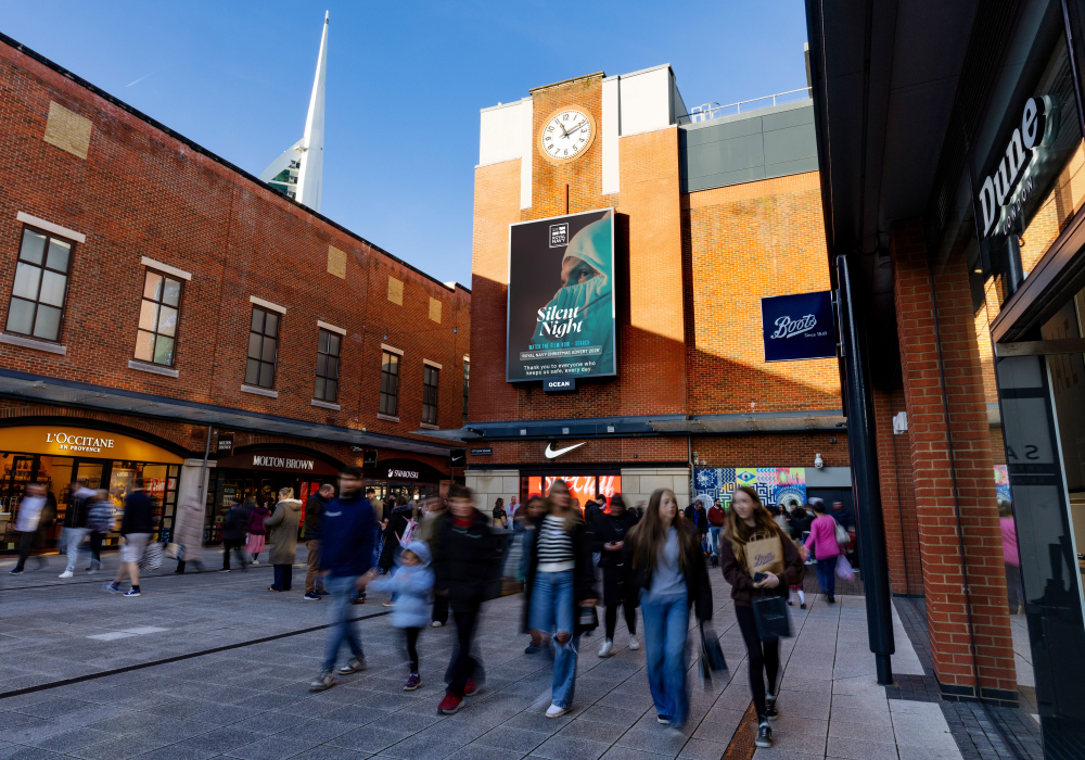 Ocean Outdoor UK appointed DOOH partner for Landsec’s Gunwharf Quays retail outlet centre