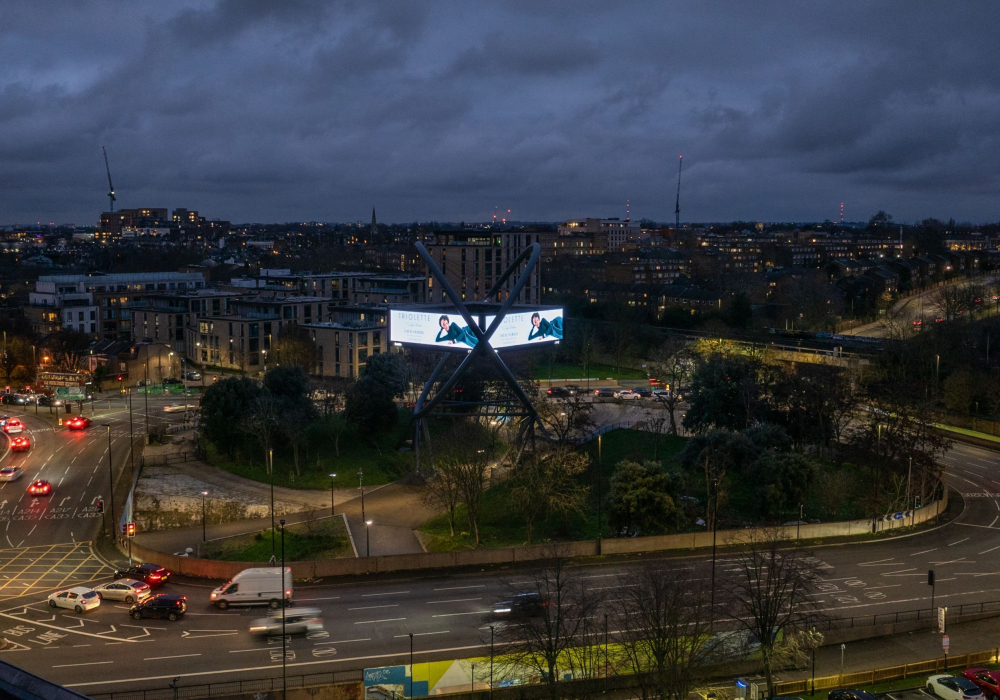 BackLite UK and Wildstone unveil luxury revamp of Wandsworth Roundabout